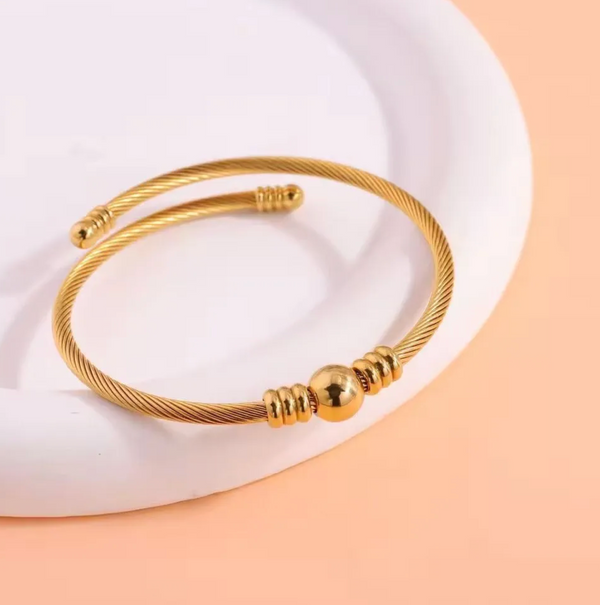 Classic Gold-Plated Twisted Kada