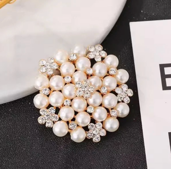 Classic Pearl & Crystal Brooch