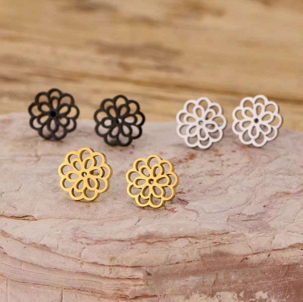 6 Petal Two-Layer Flower Stud Earrings