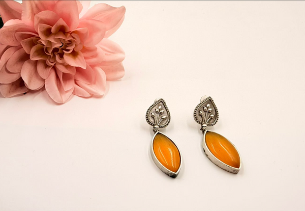 Amber Leaf Drop Earrings – Oxidized Silver-Toned Ethnic Statement Earrings