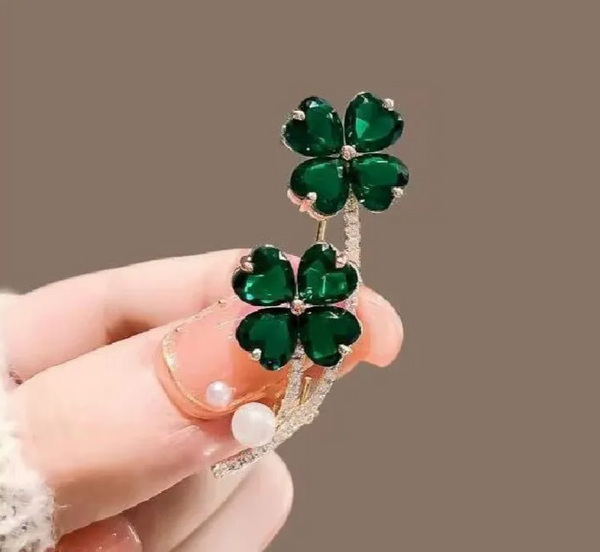 Emerald Clover Crystal Brooch