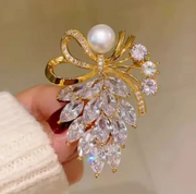 Luxury Crystal Pearl Floral Brooch