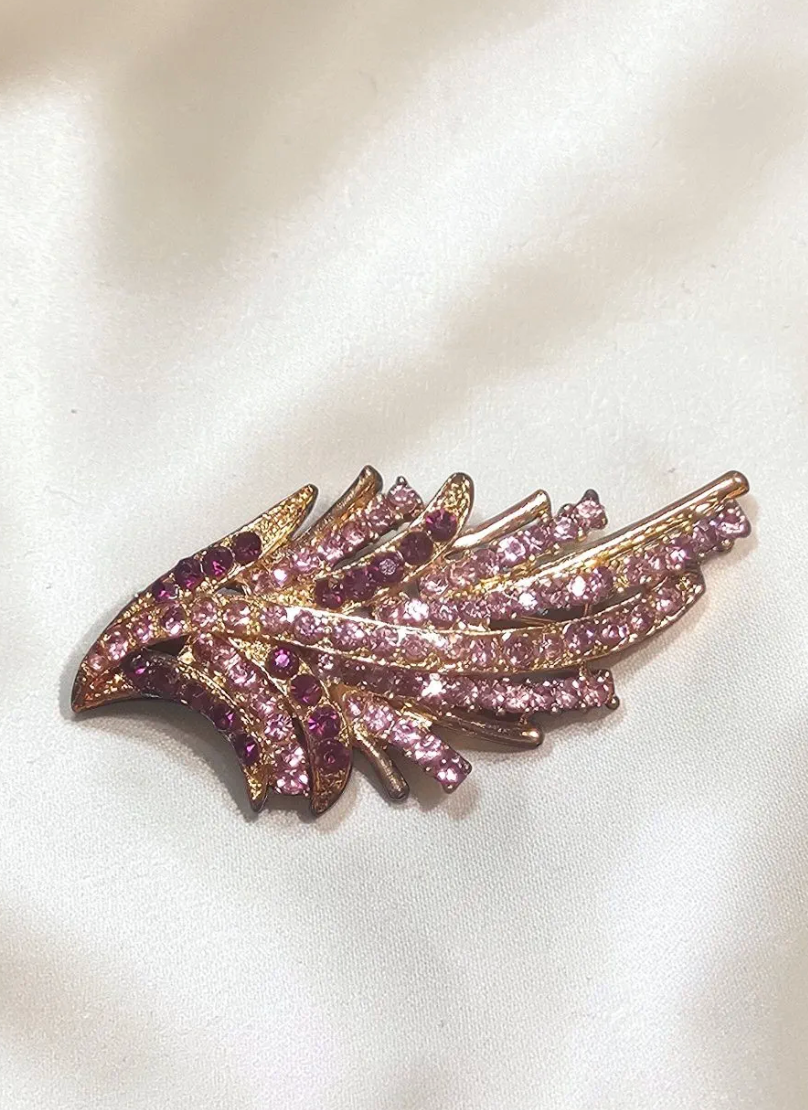 Elegant Feather Statement Brooch