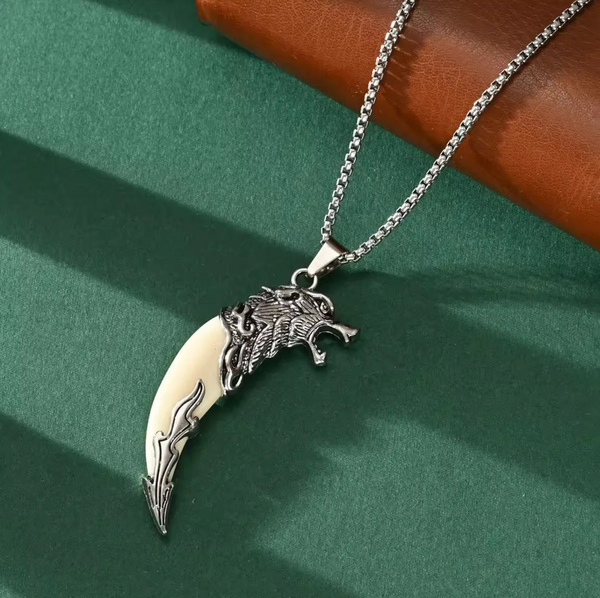 Gothic Wolf Head Necklace