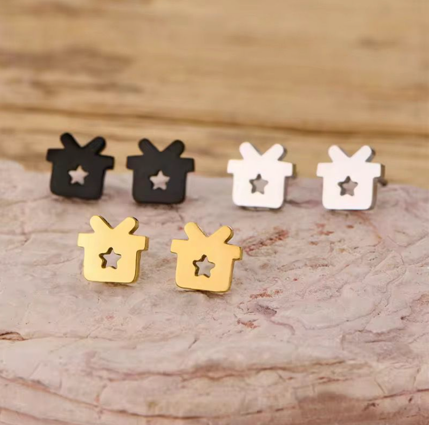 Gift Box Stud Earrings – Minimalist Present-Shaped Stainless Steel Earrings