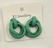 Interlocking Circle Statement Stud Earrings