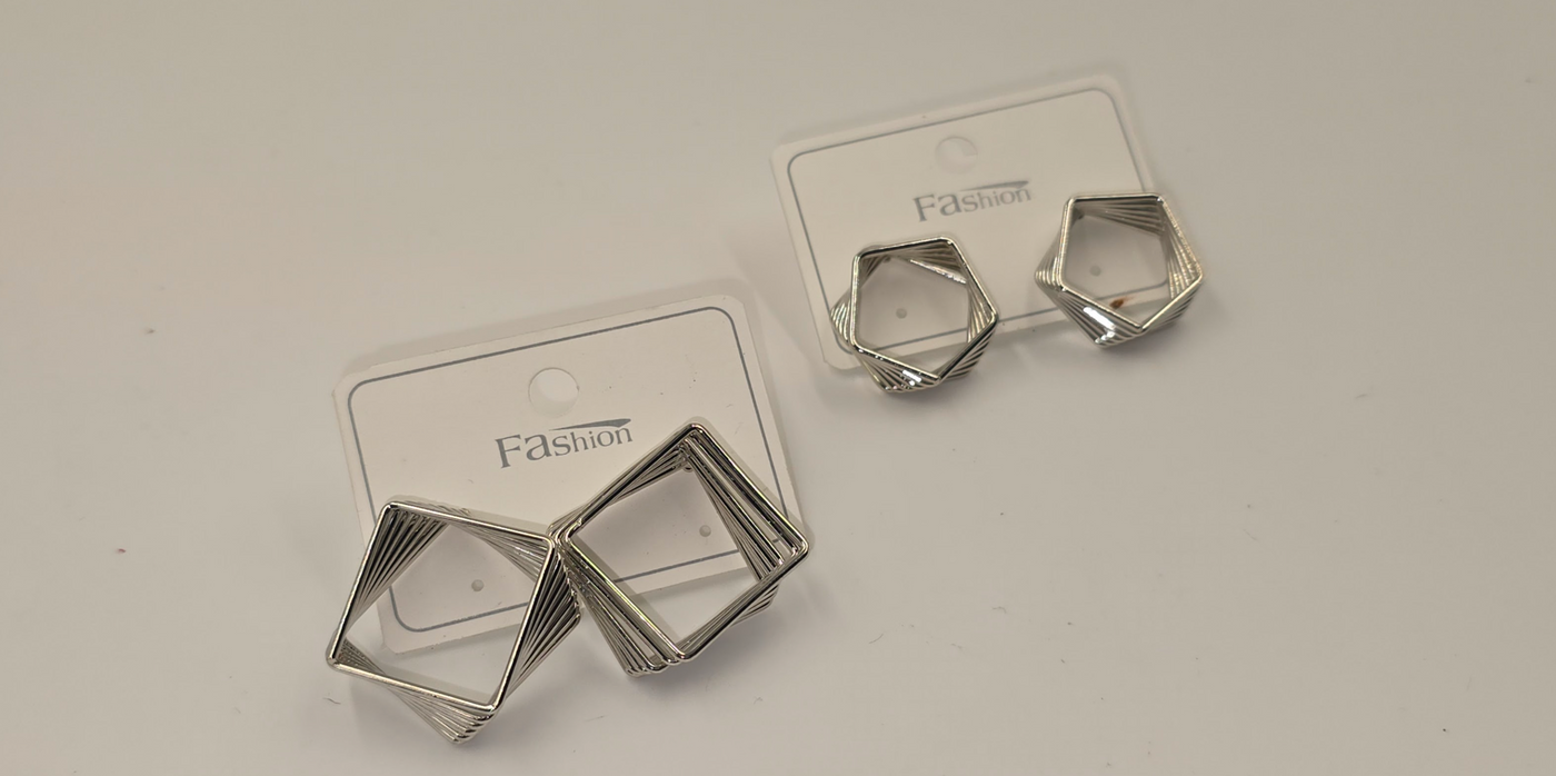 Geometric Open Frame Statement Stud Earrings