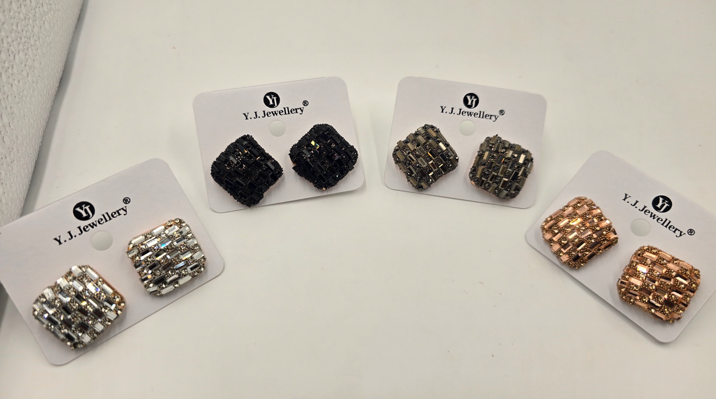 Sparkling Crystal Grid Stud Earrings