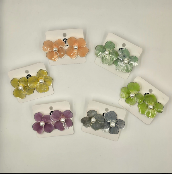 Pearl Center Floral Statement Stud Earrings for Women