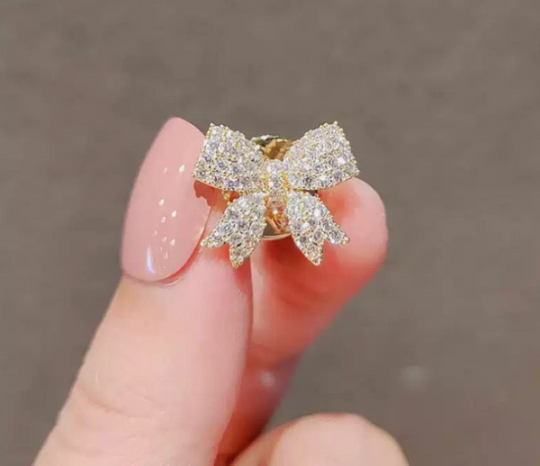 Sparkling Crystal Bow Gold-Plated Brooch